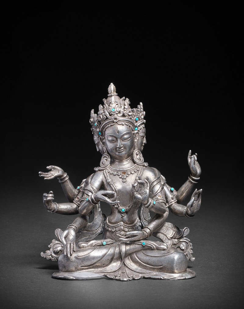 西藏 約十七世紀 尊勝佛母銀像 | A SILVER FIGURE OF USHNISHAVIJAYA - 图1