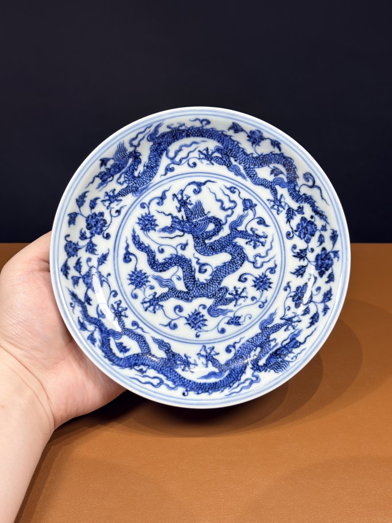 明宣德 青花莲池腾龙纹盘 - 图5