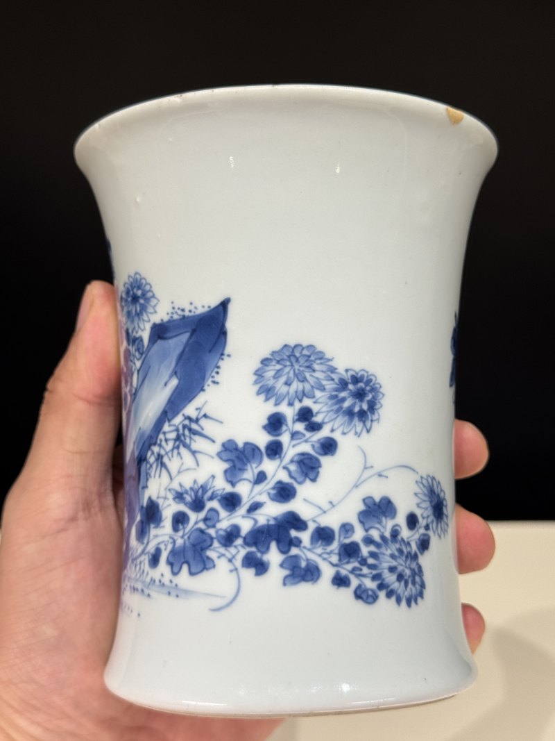 清康熙 青花花蝶纹束腰笔筒 - 图6
