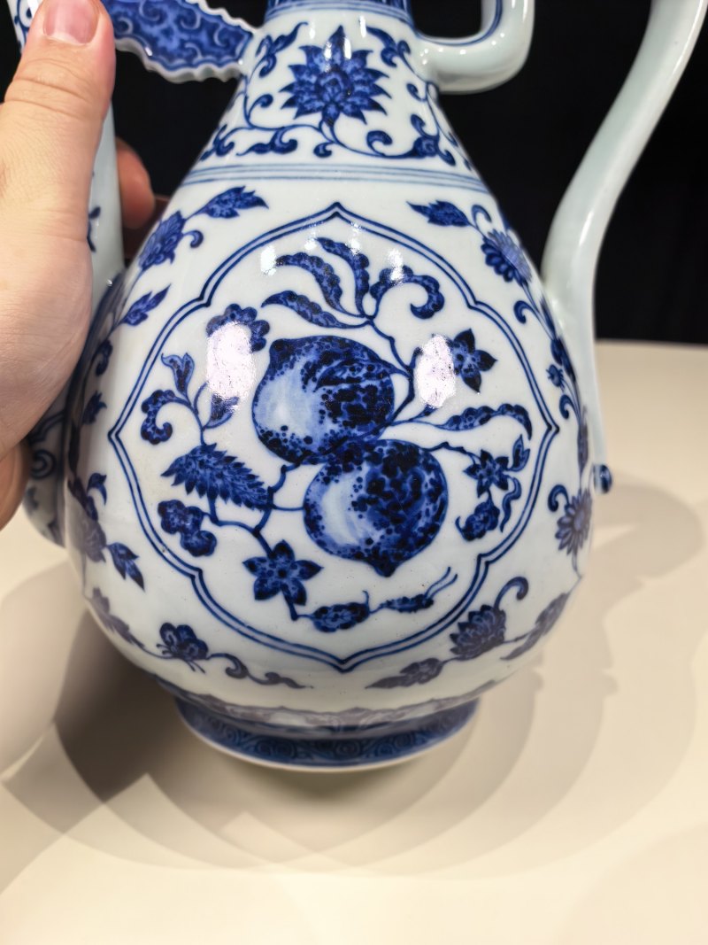清乾隆 青花折枝瑞果纹执壶 - 图13
