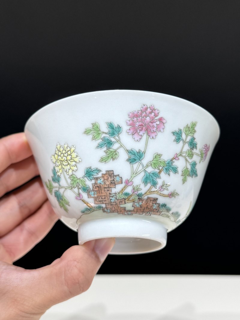 清道光 粉彩花卉纹盖碗 - 图3