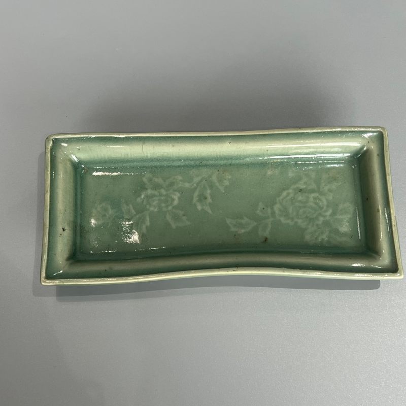 明代 青釉印花方盘 - 图5