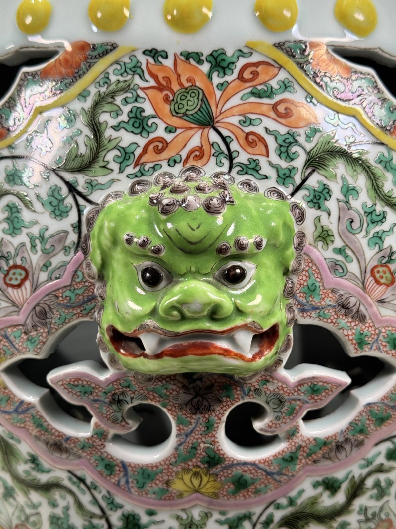清康熙-雍正 五彩加粉彩缠枝花卉纹鼓凳 - 图17
