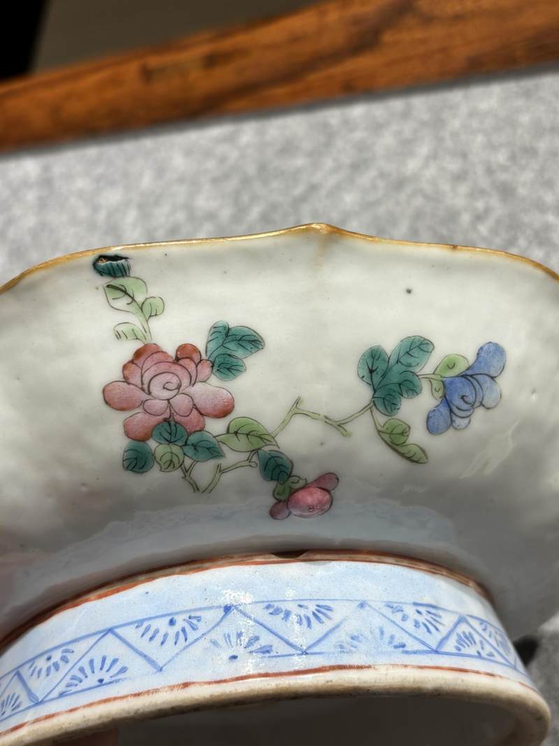    清同治 粉彩唐明皇游夜宫高足盘 - 图9