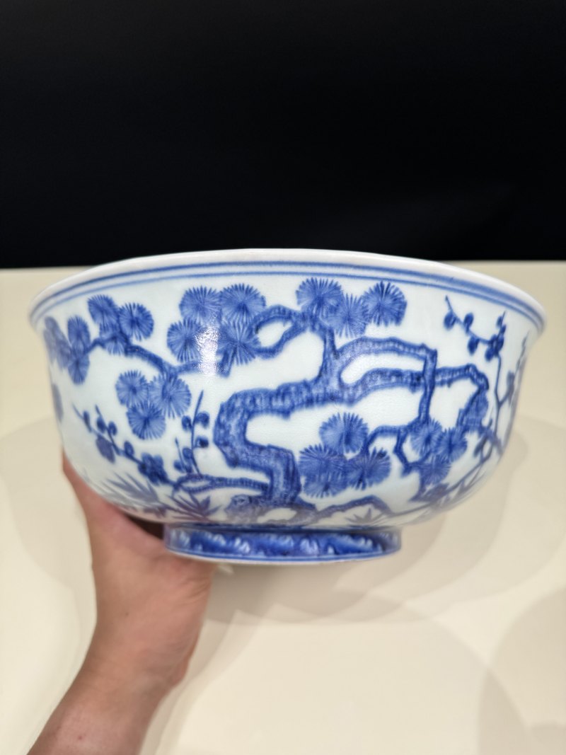 明宣德 青花岁寒三友图大碗 - 图5