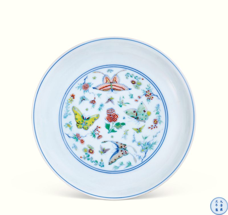 清雍正 斗彩花蝶纹盘