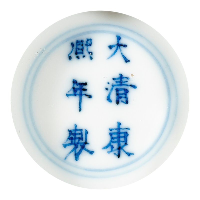 清康熙 青花團鳳紋盃 雙圈六字楷書款  KANGXI SIX-CHARACTER MARK IN UNDERGLAZE BLUE WITHIN A DOUBLE CIRCLE AND OF THE PERIOD (1662-1722) - 图7