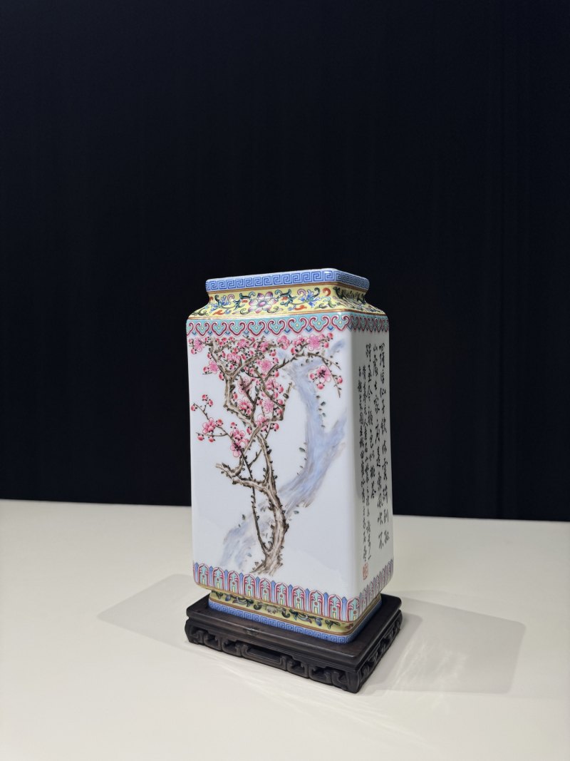 民国 田鹤仙作粉彩梅花诗文四方瓶 - 图4