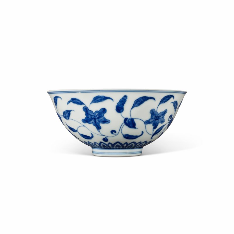 清十八世紀 青花仿成化梔子紋宮盌  QING DYNASTY, 18TH CENTURY - 图2