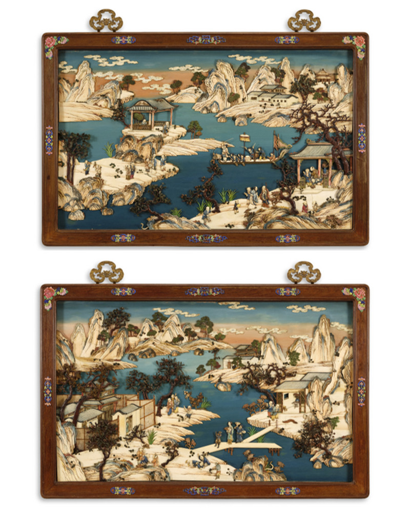 清乾隆　黃花梨框嵌象牙百寶端陽嬰戲圖掛屏一對 | A SUPERB PAIR OF IVORY EMBELLISHED 'DRAGON BOAT FESTIVAL' PANELS - 图4