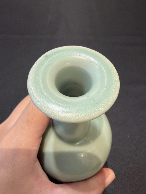 南宋龍泉窯青釉長頸盤口瓶 - 图14