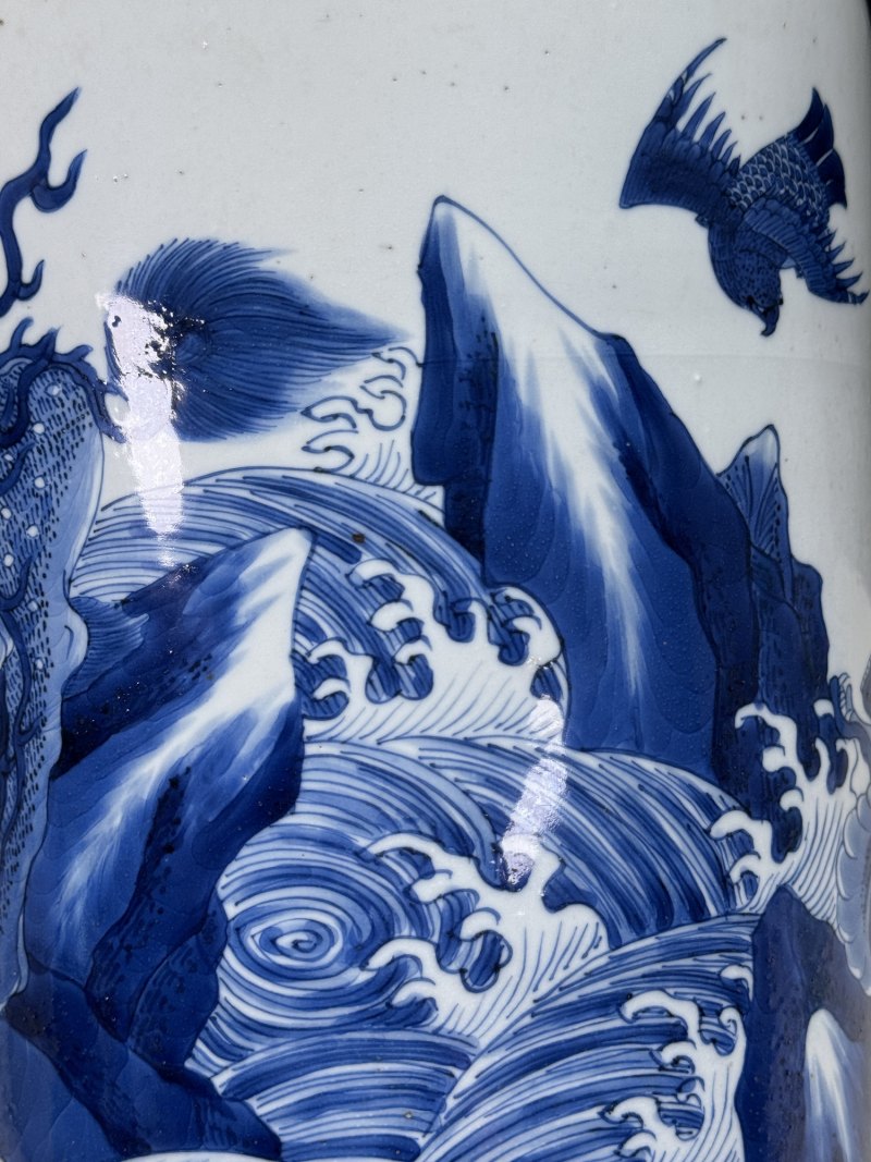 清康熙 青花海水麒麟瑞兽纹棒槌瓶 - 图10