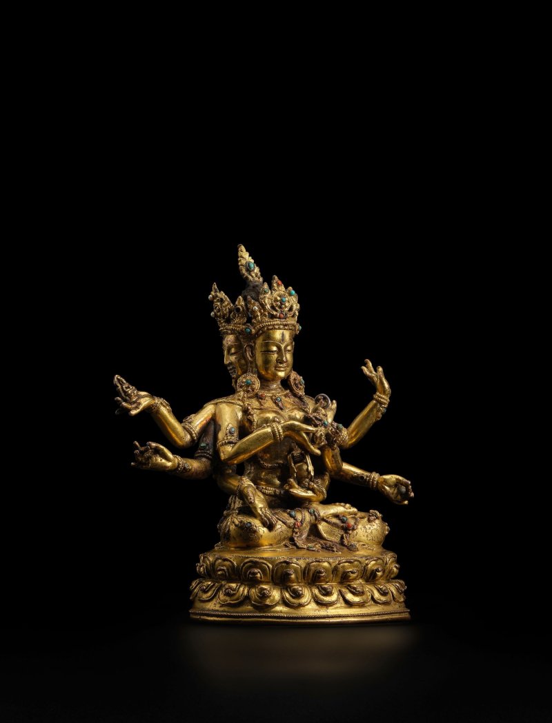 西藏 十五世紀 銅鎏金尊勝佛母像 | A GILT COPPER ALLOY FIGURE OF USHNISHAVIJAYA - 图2