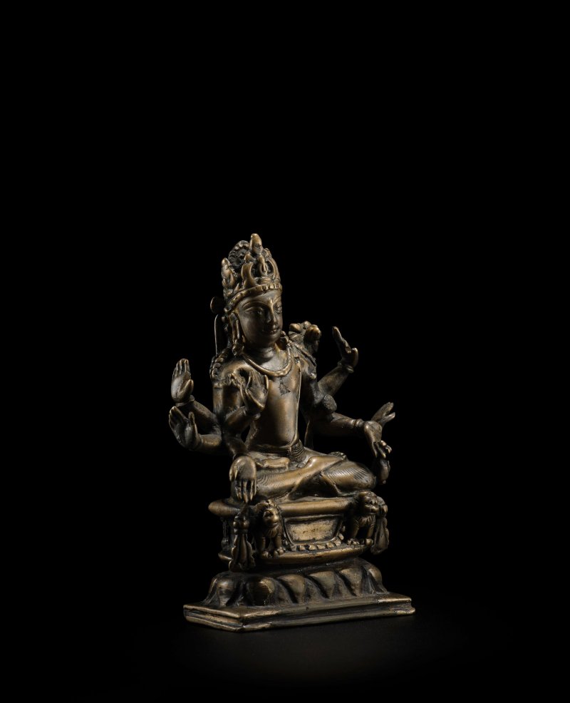 斯瓦特或克什米爾 九世紀 錯銀錯紅銅不空羂索觀音銅像 | A SILVER AND COPPER INLAID COPPER ALLOY FIGURE OF AVALOKITESHVARA AMOGHAPASHA - 图6