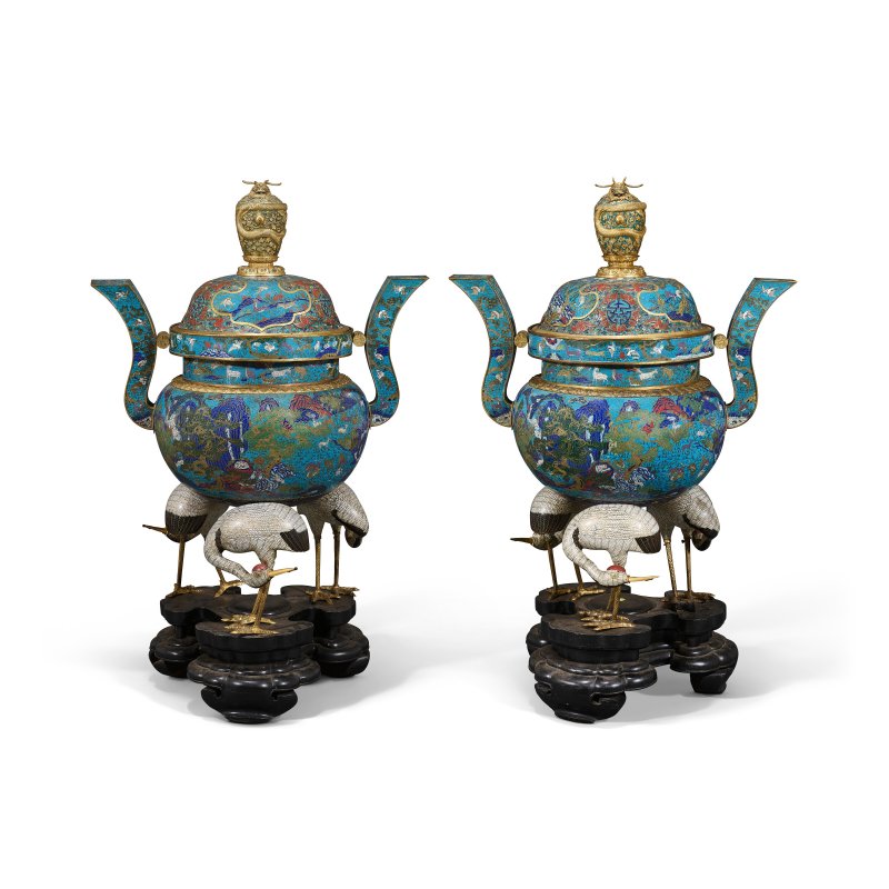 清乾隆/嘉慶 鏨胎掐絲琺瑯鶴鹿同春五福拱壽鶴足大香爐一對  QIANLONG-JIAQING PERIOD (1736-1820) - 图1