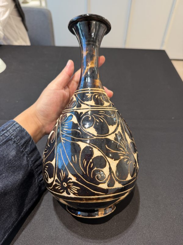 金 磁州窯剔花玉壺春瓶 - 图9