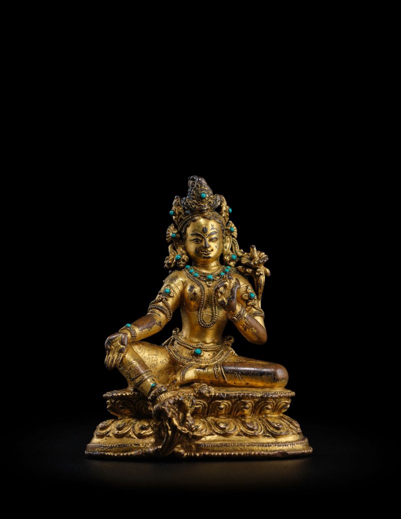 尼泊爾 十四世紀 銅鎏金綠度母像 | A GILT COPPER ALLOY FIGURE OF GREEN TARA - 图3
