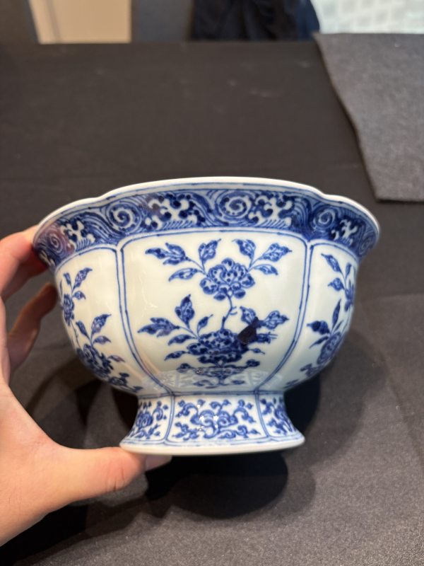 清雍正 青花折枝花卉紋花口高足碗 - 图13