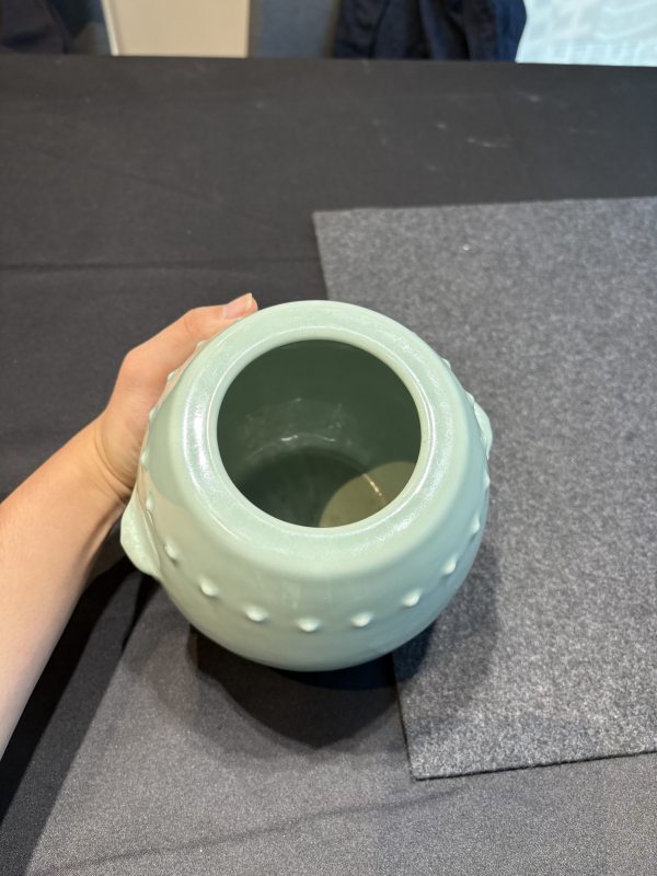 清乾隆粉青釉鼓釘罐 - 图9