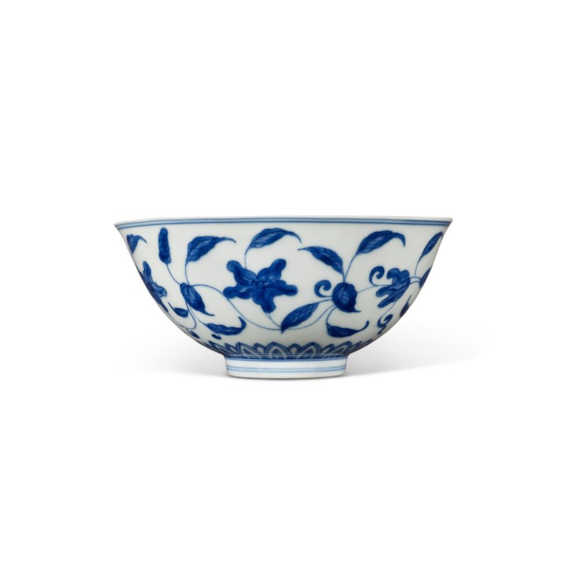 清十八世紀 青花仿成化梔子紋宮盌  QING DYNASTY, 18TH CENTURY - 图4
