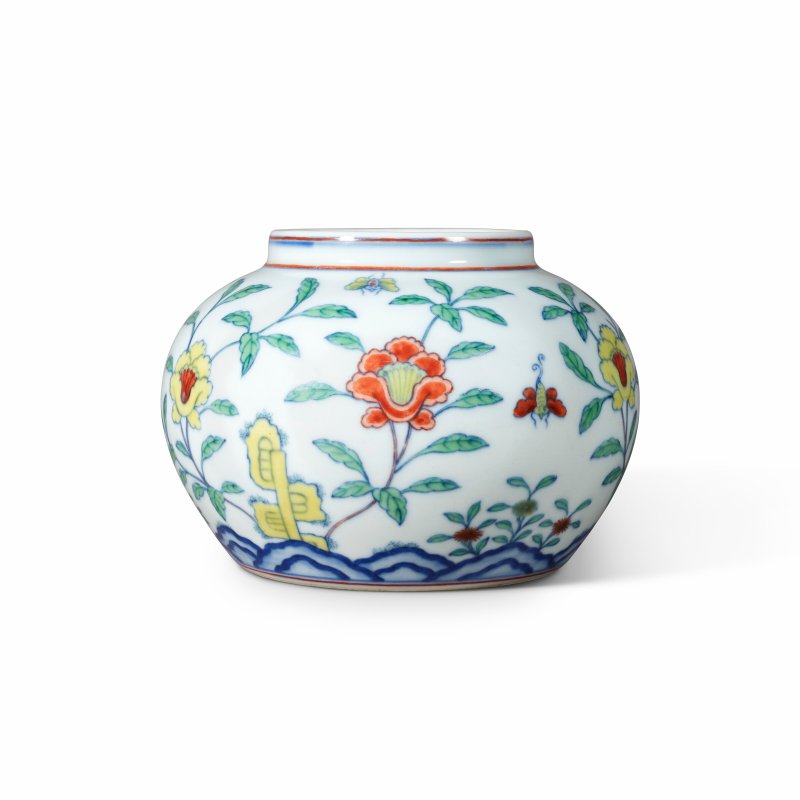 清康熙 鬥彩花蝶紋罐  KANGXI PERIOD (1662-1722) - 图1