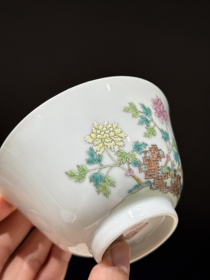 清道光 粉彩花卉纹盖碗 - 图8