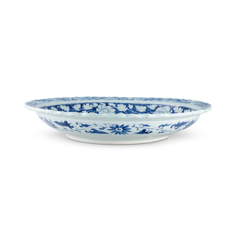 元 青花竹石瓜果花卉海水紋菱口大盤  YUAN DYNASTY (1279-1368) - 图3