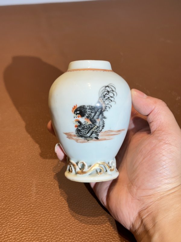清乾隆 墨彩锦鸡图梅瓶 - 图4