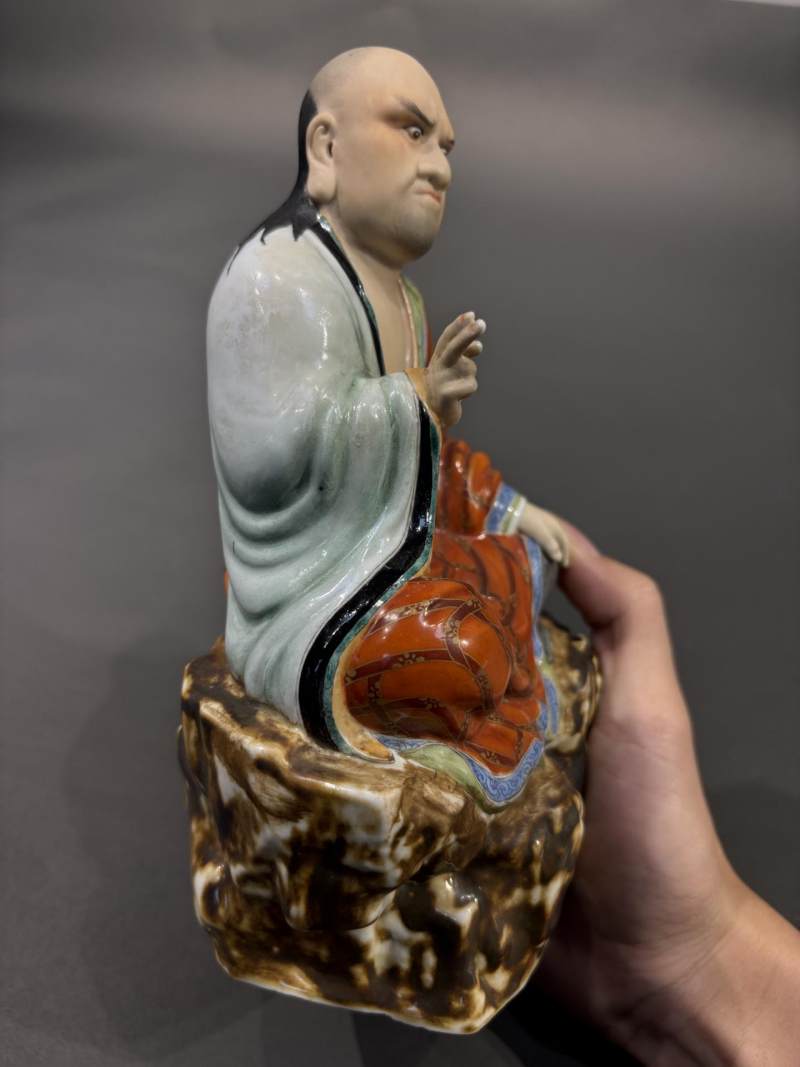    50年代 曾龙升风格粉彩降龙罗汉 - 图3