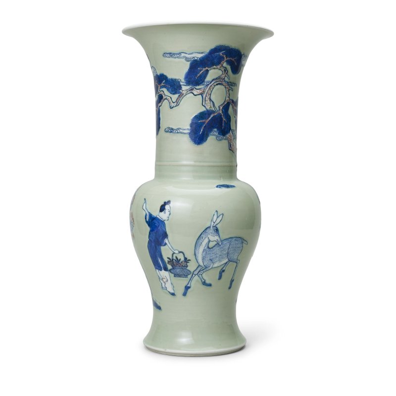 清康熙　釉下三彩松鶴人物圖鳳尾尊 | A CELADON-GROUND BLUE AND COPPER-RED 'PHOENIX TAIL' VASE, YENYEN - 图6