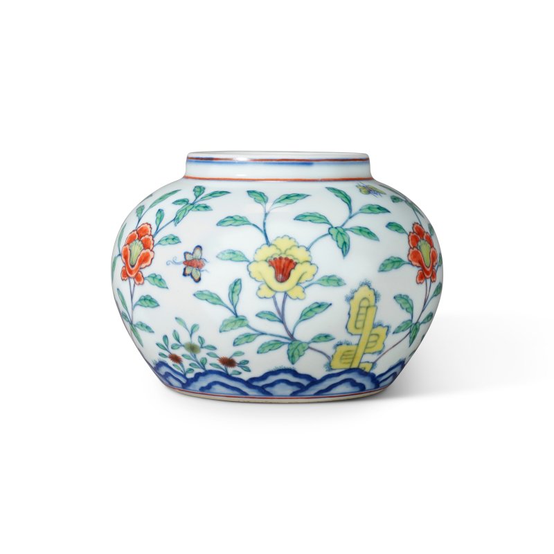 清康熙 鬥彩花蝶紋罐  KANGXI PERIOD (1662-1722) - 图2