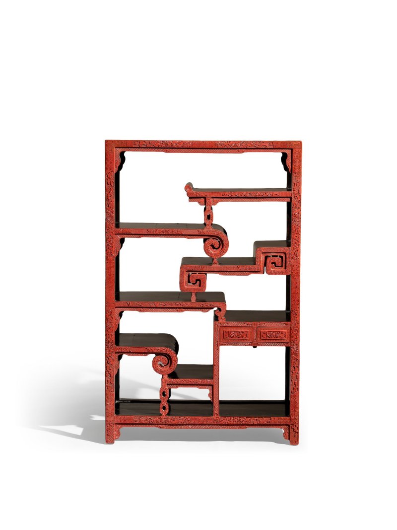 清乾隆　剔紅多寶格成對 | A RARE PAIR OF CARVED CINNABAR LACQUER DISPLAY CABINETS, DUOBAOGE - 图5