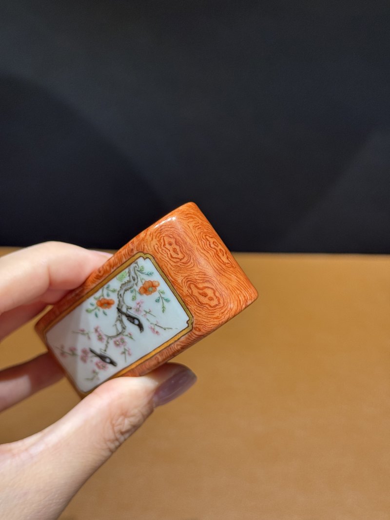 清道光 木纹釉描金开光喜上眉梢书卷式墨床 - 图6