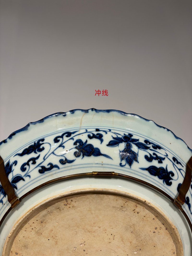元 青花留白双凤纹花卉菱口盘 - 图14