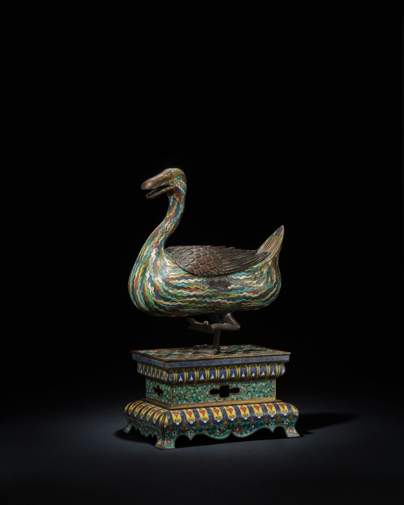 明晚期　掐絲琺瑯寶鴨式熏爐 | A RARE CLOISONNÉ ENAMEL 'DUCK' INCENSE BURNER - 图1