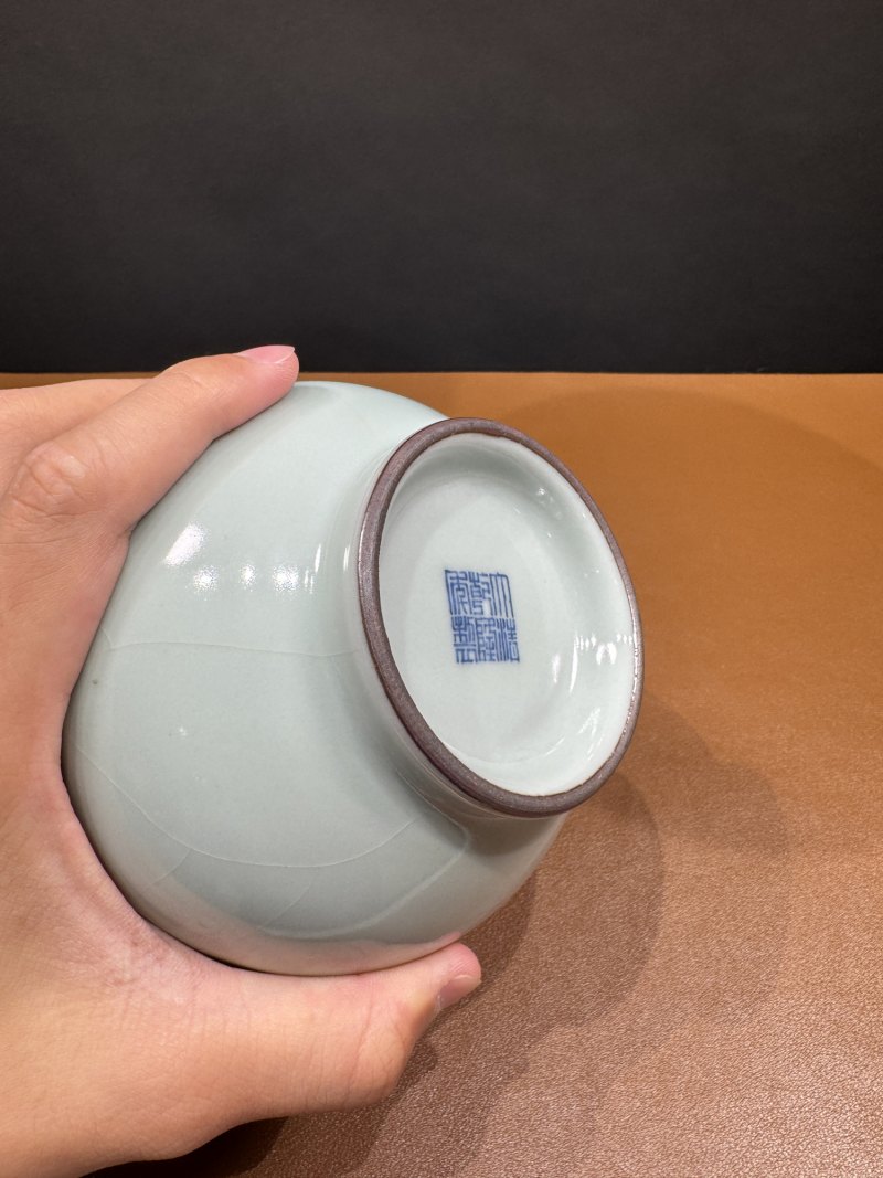 清乾隆 仿官釉小鸠耳尊 - 图12