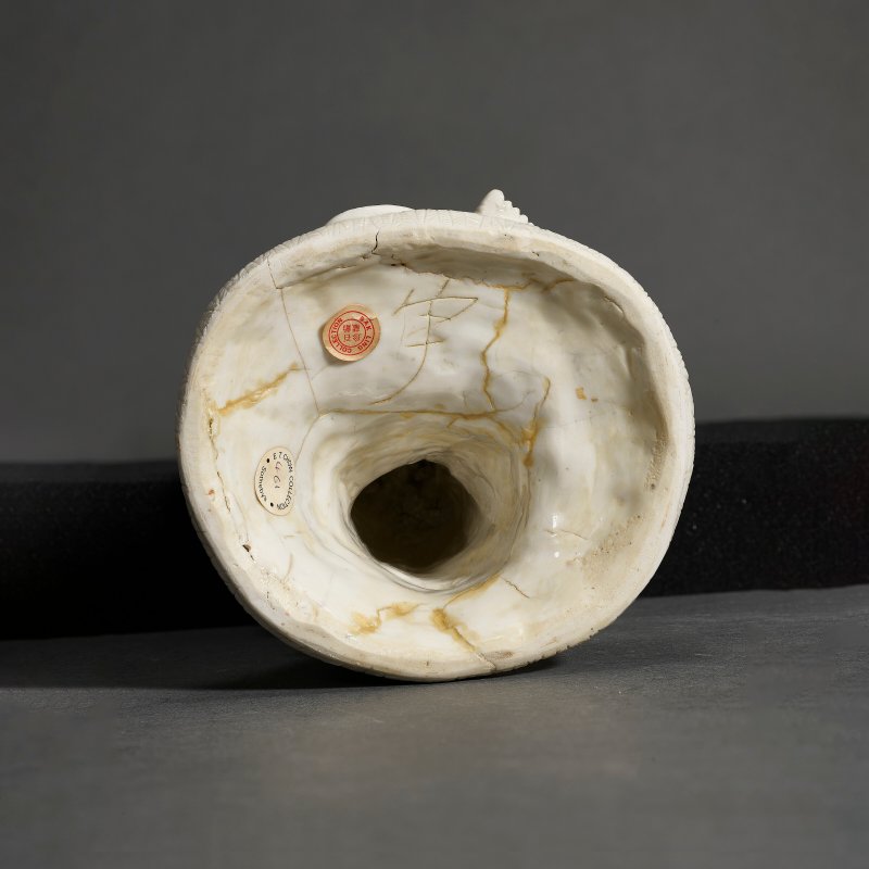 晚明 十六/十七世紀 德化窯釋迦苦行僧坐像 「筍江山人」印款  IMPRESSED SUNJIANG SHANREN MARK, LATE MING DYNASTY, 16th-17th CENTURY - 图5
