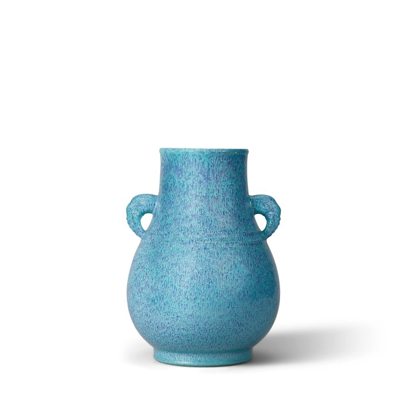 清十八世紀　爐鈞釉象耳壺 | A ROBIN'S EGG VASE, HU - 图2