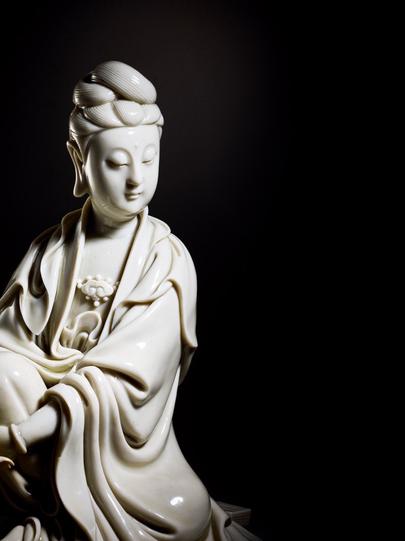 明 何朝宗制德化白釉自在观音坐像 - 图5