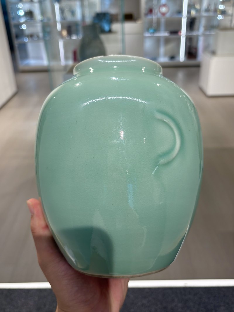 清康熙冬青釉月牙罐 - 图10