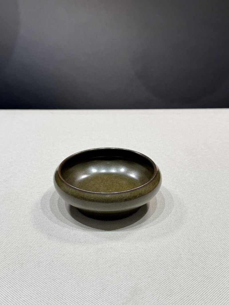 清乾隆 茶叶末釉水洗 - 图2