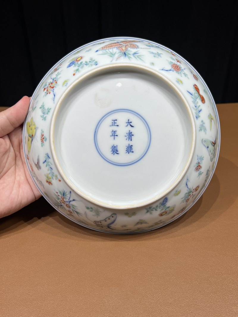 清雍正 斗彩花蝶纹盘 - 图15