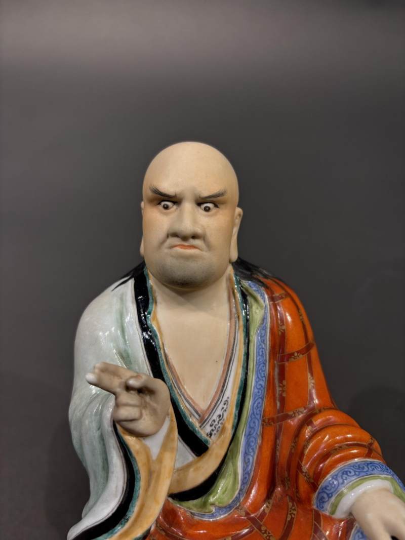    50年代 曾龙升风格粉彩降龙罗汉 - 图7