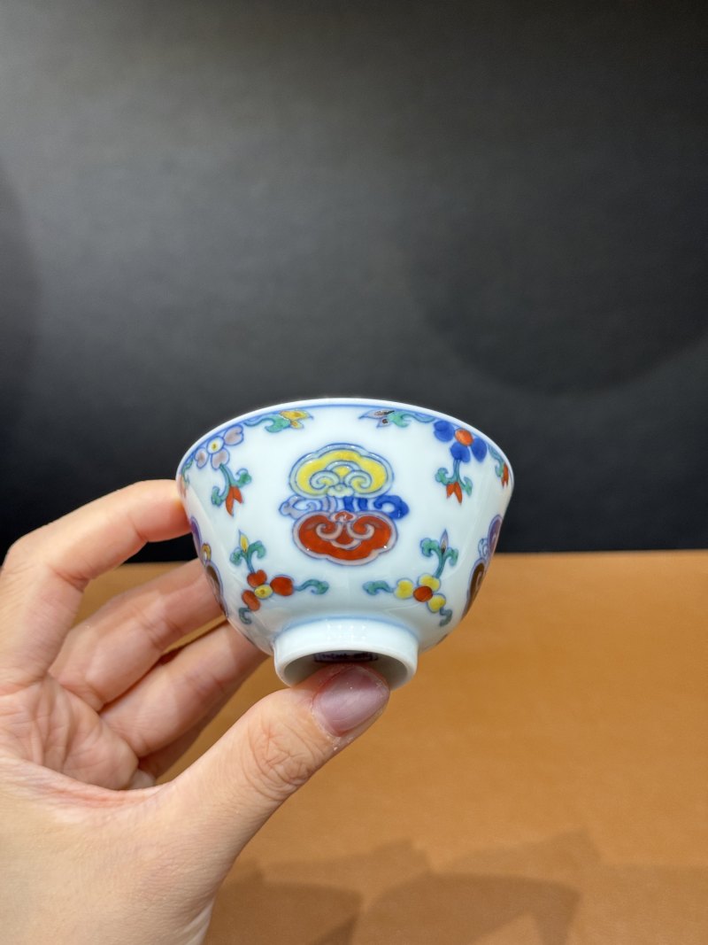 清雍正 斗彩灵芝纹杯 - 图7