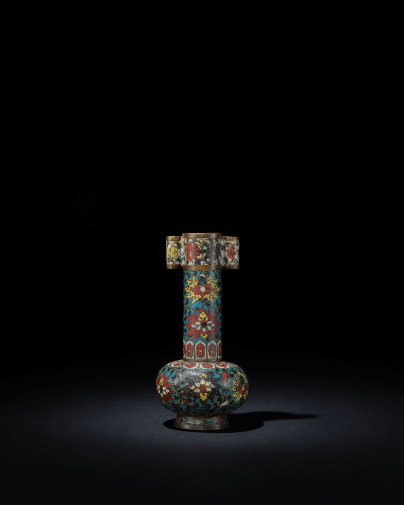 明　掐絲琺瑯纏枝番蓮紋投壺 | A CLOISONNÉ ENAMEL 'ARROW' VASE - 图1