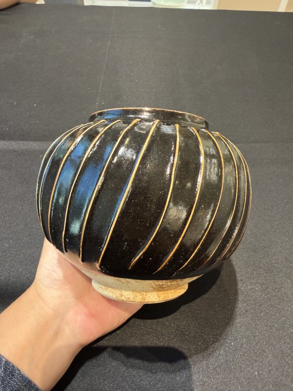 宋 黑釉柳條罐 - 图6