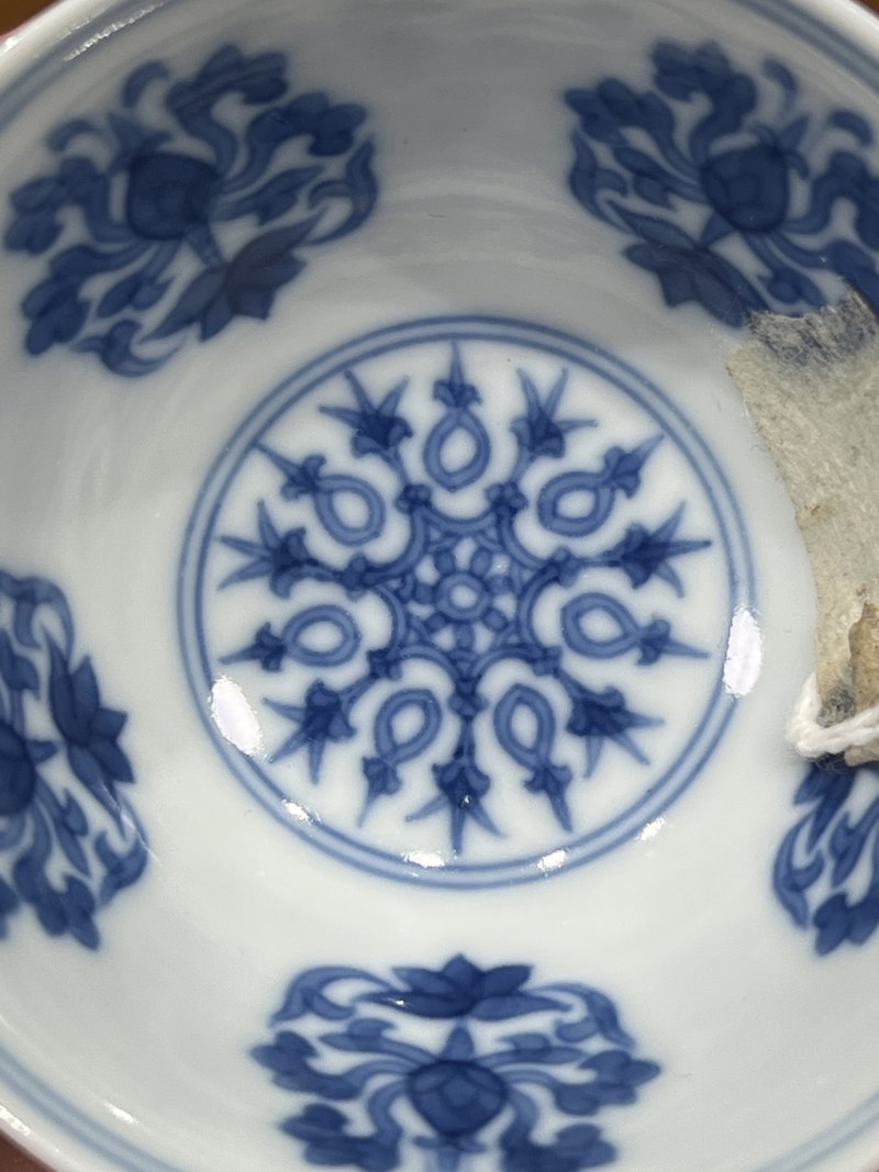 清雍正 青花宝相花纹小杯一对 - 图9
