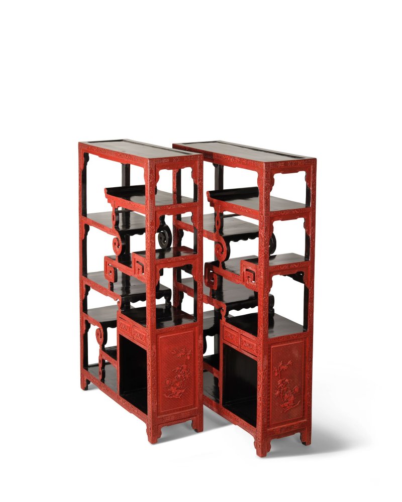 清乾隆　剔紅多寶格成對 | A RARE PAIR OF CARVED CINNABAR LACQUER DISPLAY CABINETS, DUOBAOGE - 图8