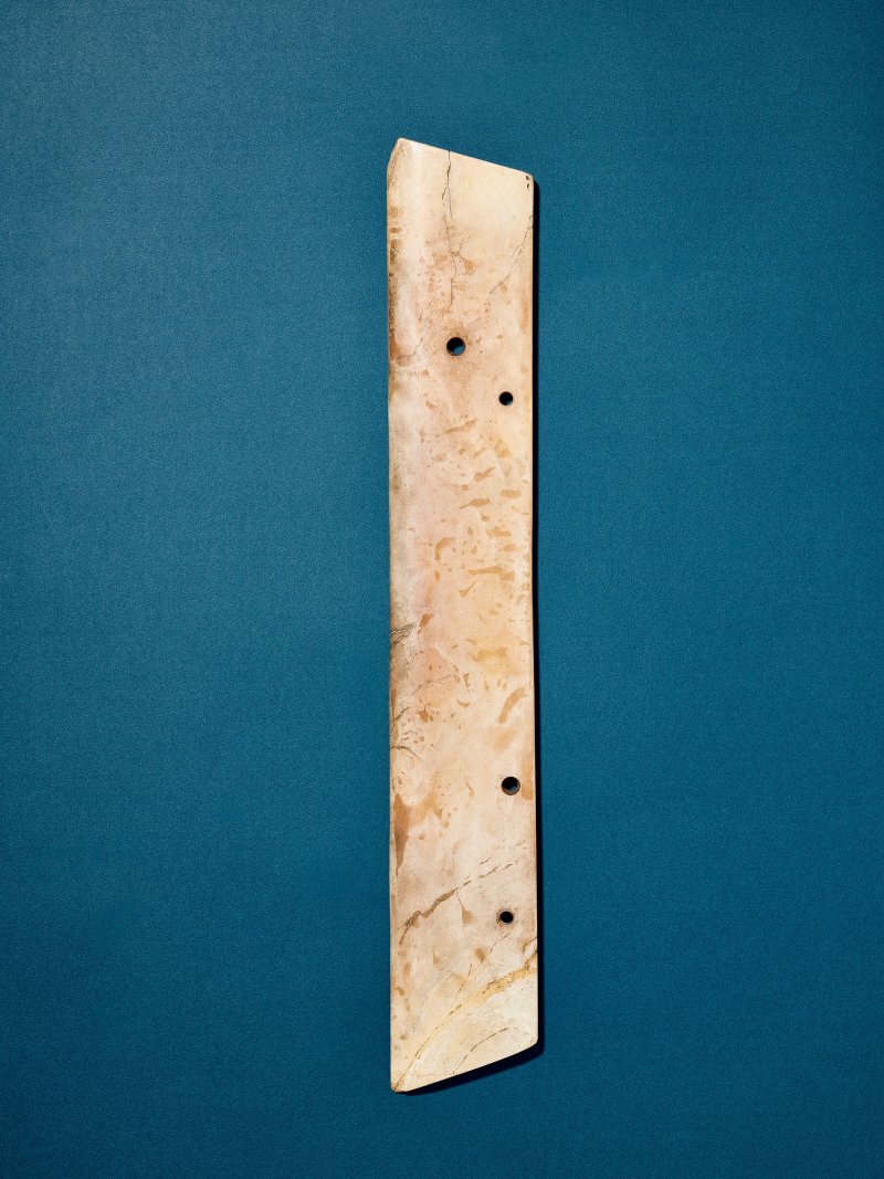 新石器時代或以後 玉笏  NEOLITHIC PERIOD (CIRCA 6500-1700 BC) OR LATER