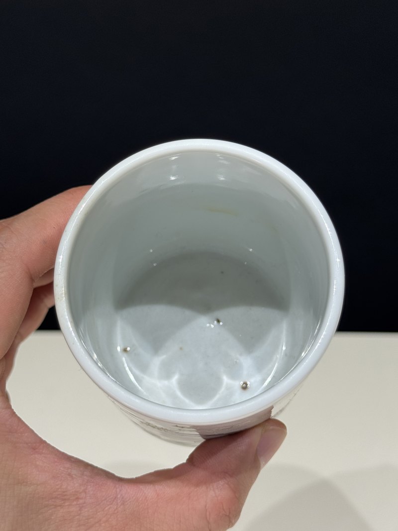 清 粉彩花卉纹笔筒 - 图10